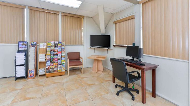 Americas Best Value Inn Lobby