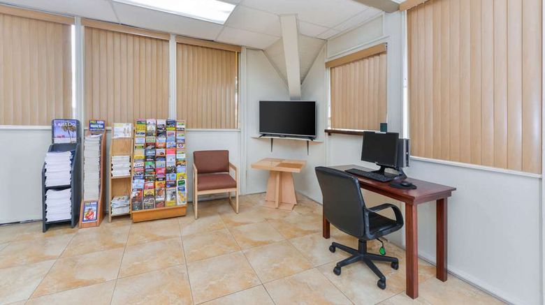 <b>Americas Best Value Inn Lobby</b>. Images powered by <a href="https://iceportal.shijigroup.com/" title="IcePortal" target="_blank">IcePortal</a>.