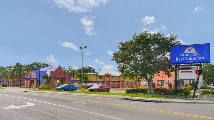 Americas Best Value Inn Exterior