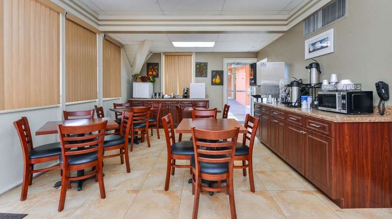 <b>Americas Best Value Inn Restaurant</b>. Images powered by <a href="https://iceportal.shijigroup.com/" title="IcePortal" target="_blank">IcePortal</a>.