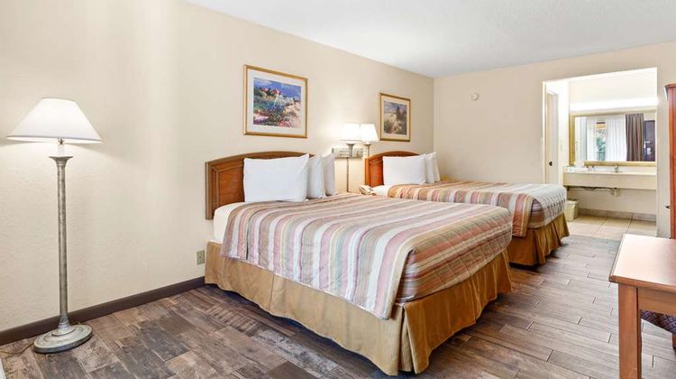 Americas Best Value Inn - Ocean Inn Room