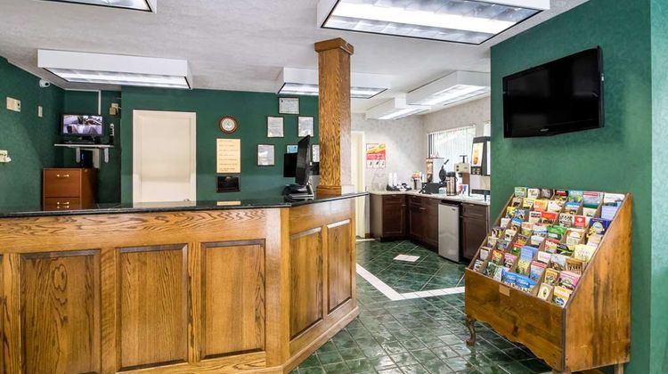 Americas Best Value Inn Lobby