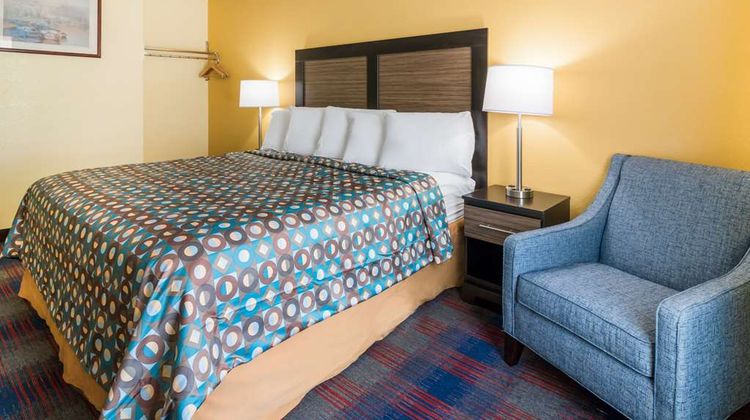 Americas Best Value Inn Room