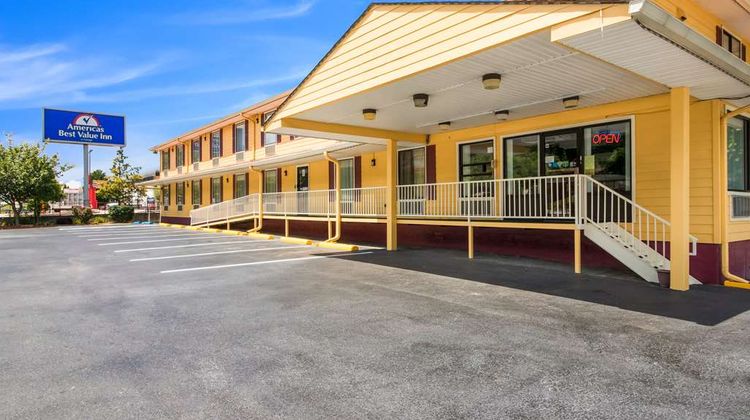 Americas Best Value Inn Exterior