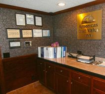 Americas Best Value Inn & Suites Lobby