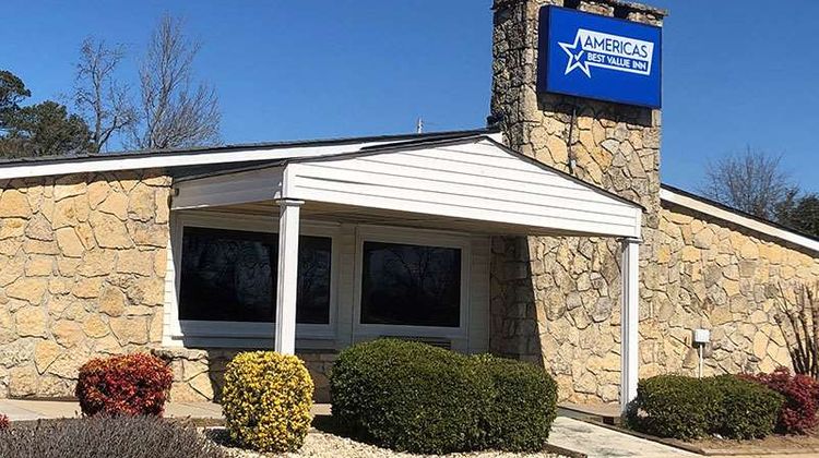 Americas Best Value Inn & Suites Exterior