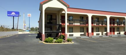 Americas Best Value Inn Exterior