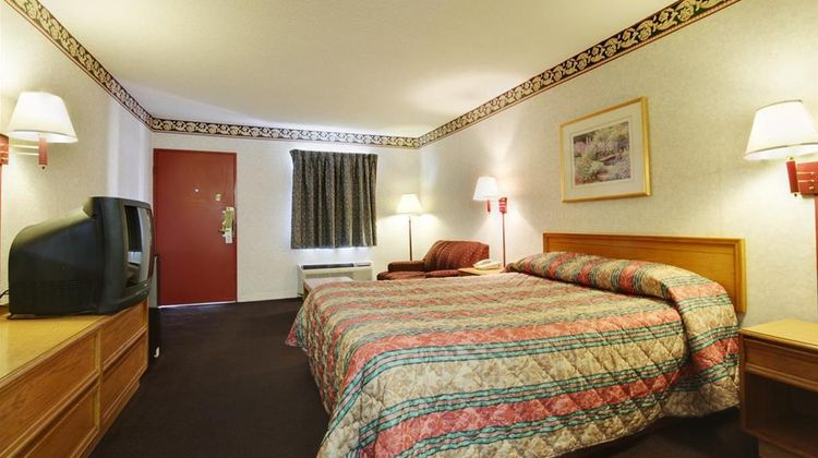 Americas Best Value Inn Room