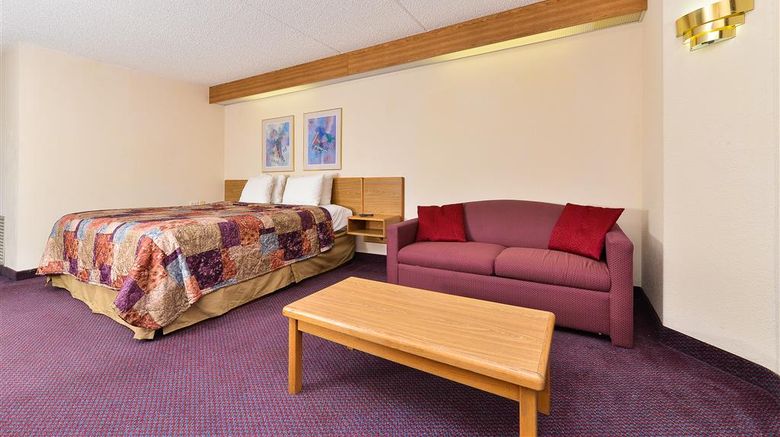 <b>Americas Best Value Inn & Suites Suite</b>. Images powered by <a href="https://iceportal.shijigroup.com/" title="IcePortal" target="_blank">IcePortal</a>.