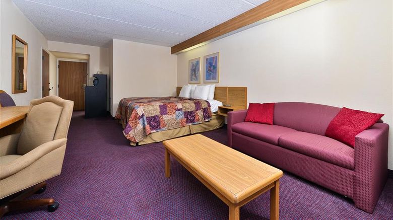 <b>Americas Best Value Inn & Suites Suite</b>. Images powered by <a href="https://iceportal.shijigroup.com/" title="IcePortal" target="_blank">IcePortal</a>.