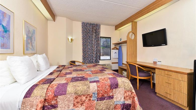<b>Americas Best Value Inn & Suites Room</b>. Images powered by <a href="https://iceportal.shijigroup.com/" title="IcePortal" target="_blank">IcePortal</a>.