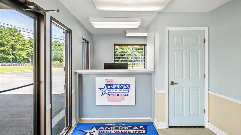 <b>Americas Best Value Inn Rome Lobby</b>. Images powered by <a href="https://iceportal.shijigroup.com/" title="IcePortal" target="_blank">IcePortal</a>.