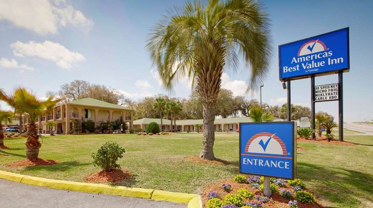 Americas Best Value Inn of Savannah Exterior