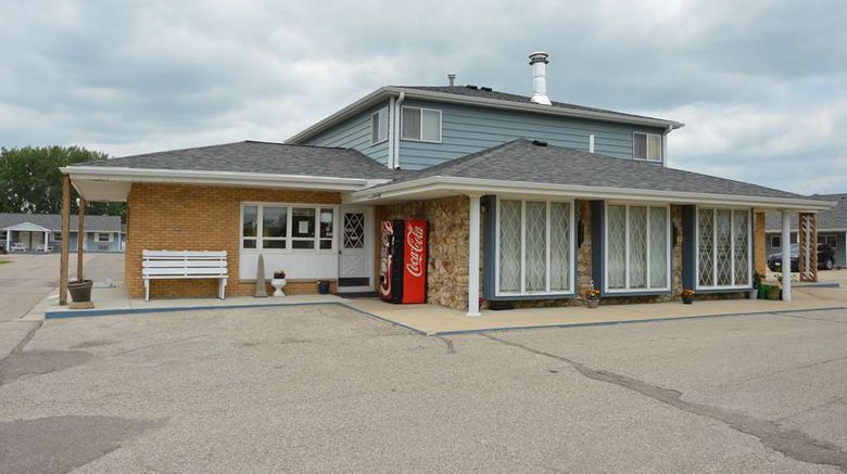 <b>Americas Best Value Inn Exterior</b>. Images powered by <a href="https://iceportal.shijigroup.com/" title="IcePortal" target="_blank">IcePortal</a>.