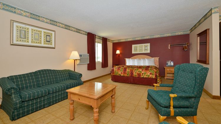 Americas Best Value Inn Suite