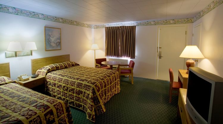 Americas Best Value Inn Room