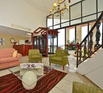 Americas Best Value Inn Lobby