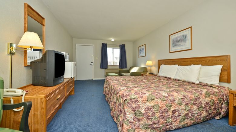 <b>Americas Best Value Inn Room</b>. Images powered by <a href="https://iceportal.shijigroup.com/" title="IcePortal" target="_blank">IcePortal</a>.