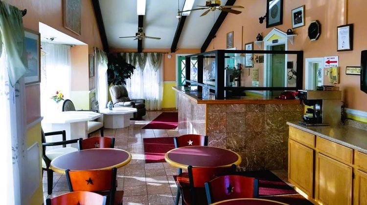 Americas Best Value Inn Lobby
