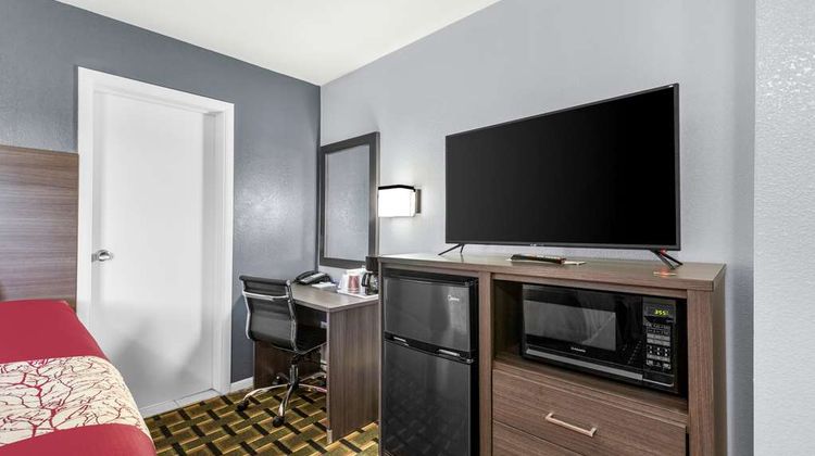 Americas Best Value Inn Room