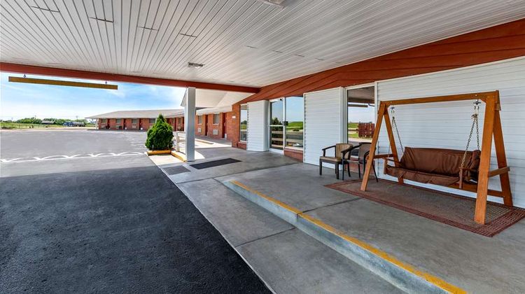 Americas Best Value Inn Exterior