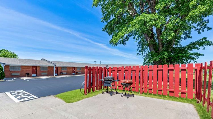 Americas Best Value Inn Recreation