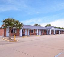 Americas Best Value Garden Prairie Inn Exterior