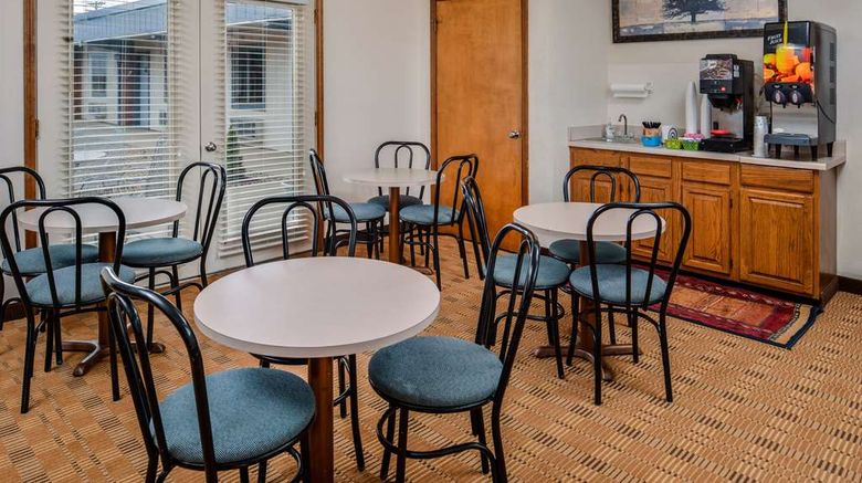<b>Americas Best Value Garden Prairie Inn Restaurant</b>. Images powered by <a href="https://iceportal.shijigroup.com/" title="IcePortal" target="_blank">IcePortal</a>.