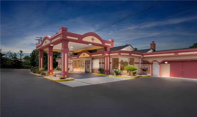 Americas Best Value Inn Exterior