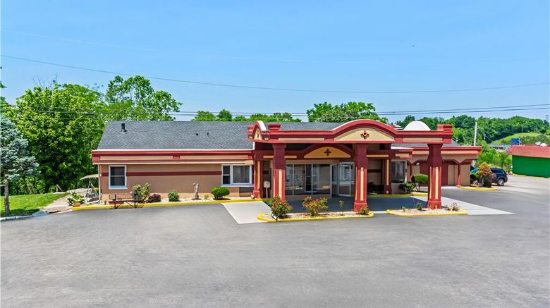 <b>Americas Best Value Inn Exterior</b>. Images powered by <a href="https://iceportal.shijigroup.com/" title="IcePortal" target="_blank">IcePortal</a>.