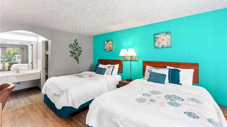 <b>Americas Best Value Inn Room</b>. Images powered by <a href="https://iceportal.shijigroup.com/" title="IcePortal" target="_blank">IcePortal</a>.