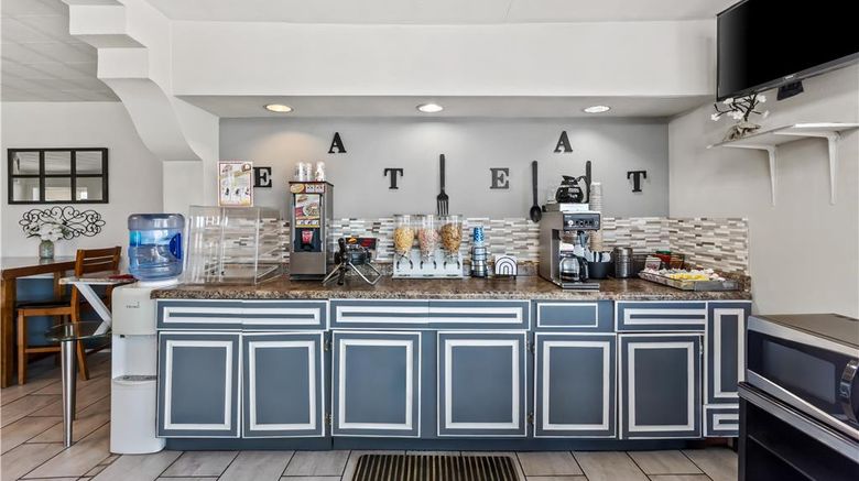 <b>Americas Best Value Inn Restaurant</b>. Images powered by <a href="https://iceportal.shijigroup.com/" title="IcePortal" target="_blank">IcePortal</a>.