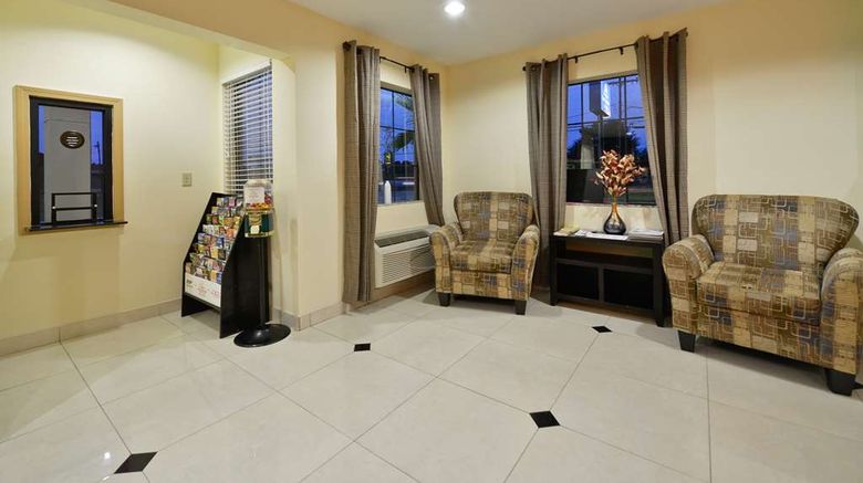 <b>Americas Best Value Inn Lobby</b>. Images powered by <a href="https://iceportal.shijigroup.com/" title="IcePortal" target="_blank">IcePortal</a>.