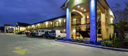 Americas Best Value Inn Exterior