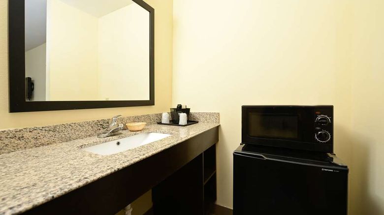 <b>Americas Best Value Inn Room</b>. Images powered by <a href="https://iceportal.shijigroup.com/" title="IcePortal" target="_blank">IcePortal</a>.