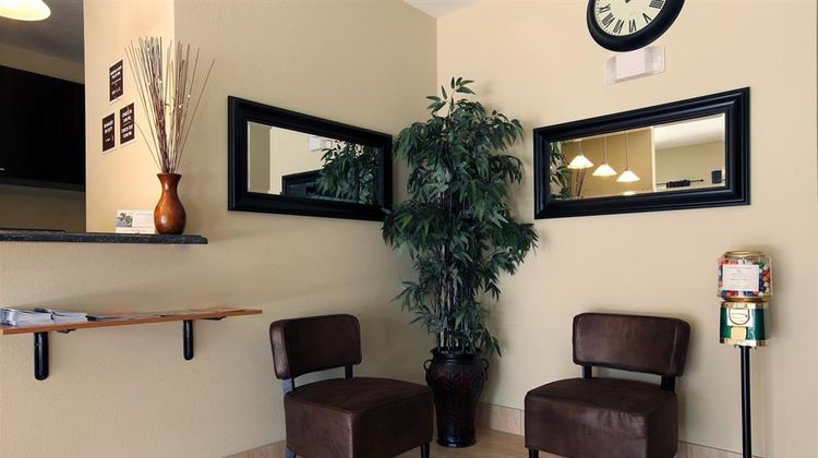 Americas Best Value Inn Lobby