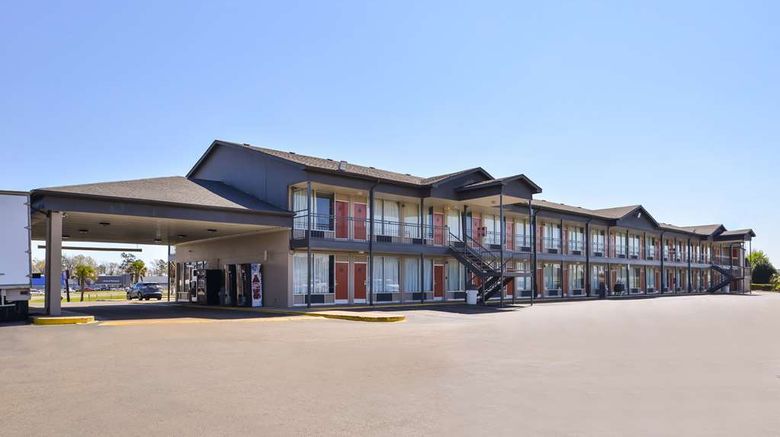 <b>Americas Best Value Inn Exterior</b>. Images powered by <a href="https://iceportal.shijigroup.com/" title="IcePortal" target="_blank">IcePortal</a>.