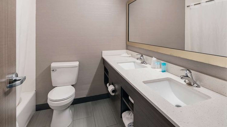 Americas Best Value Inn Room