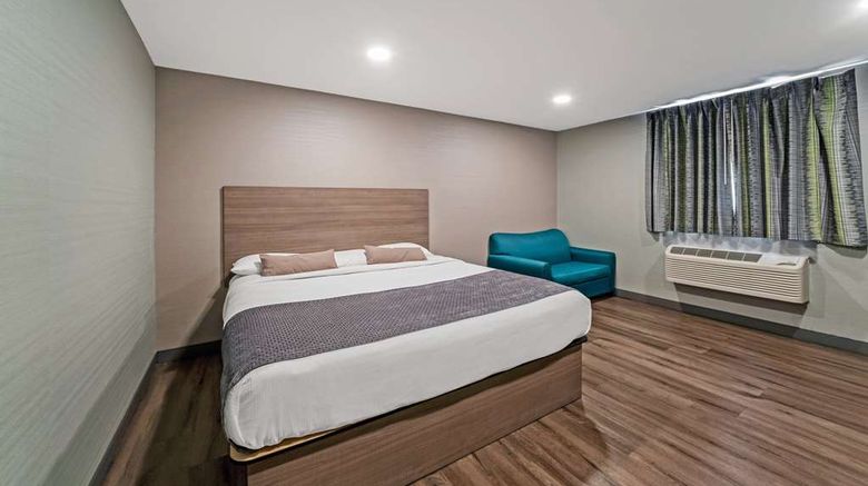 <b>Americas Best Value Inn Room</b>. Images powered by <a href=https://www.travelagewest.com/Hotels/Foxboro-MA/