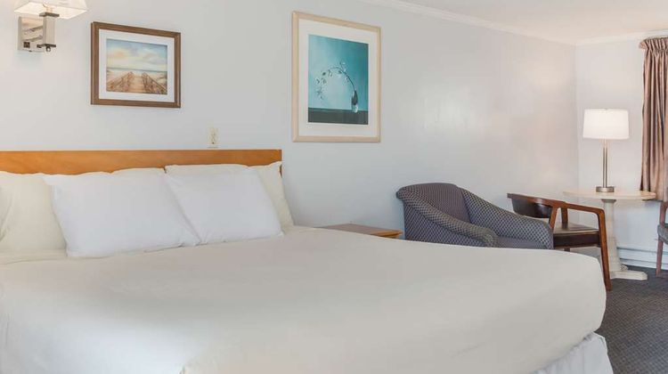 Americas Best Value Inn Room