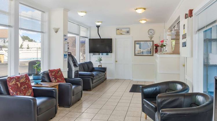Americas Best Value Inn Lobby