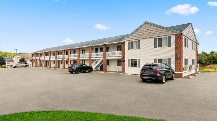 Americas Best Value Inn Exterior