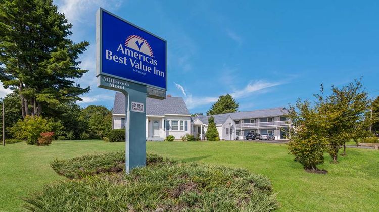 Americas Best Value Inn Exterior
