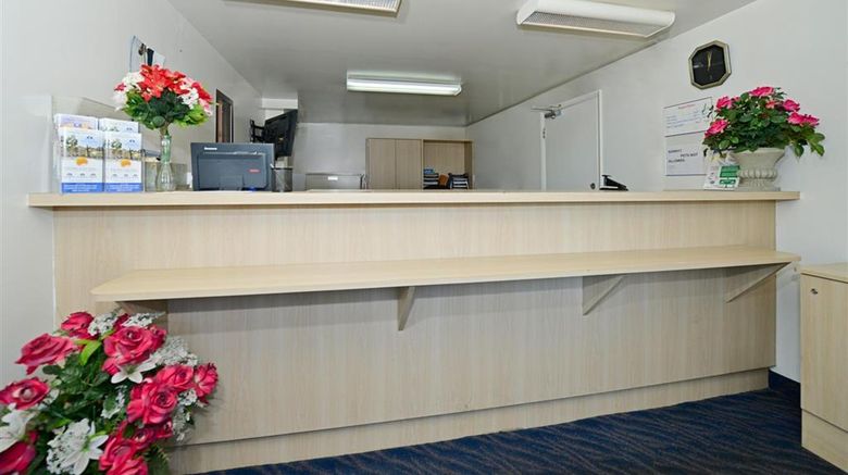 <b>Americas Best Value Inn Battle Creek Lobby</b>. Images powered by <a href="https://iceportal.shijigroup.com/" title="IcePortal" target="_blank">IcePortal</a>.