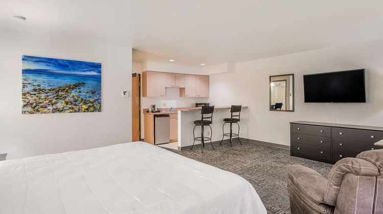 Americas Best Value Inn Birch Run Room