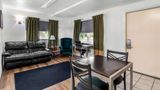 Americas Best Value Inn Jonesville Suite