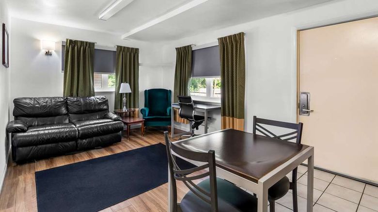 <b>Americas Best Value Inn Jonesville Suite</b>. Images powered by <a href="https://iceportal.shijigroup.com/" title="IcePortal" target="_blank">IcePortal</a>.