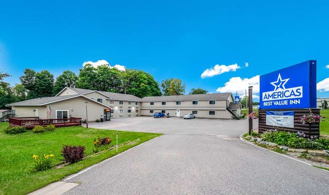 Americas Best Value Inn Marquette Exterior