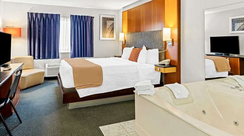 <b>Americas Best Value Inn - Tahquamenon Co Room</b>. Images powered by <a href="https://iceportal.shijigroup.com/" title="IcePortal" target="_blank">IcePortal</a>.