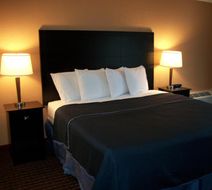 Americas Best Value Inn - Romulus Room